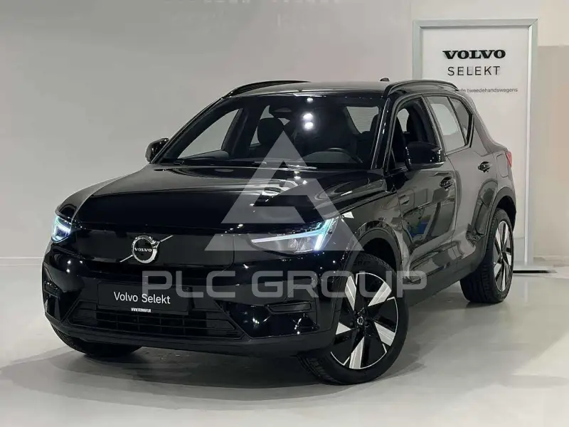 2025 Volvo EX 40