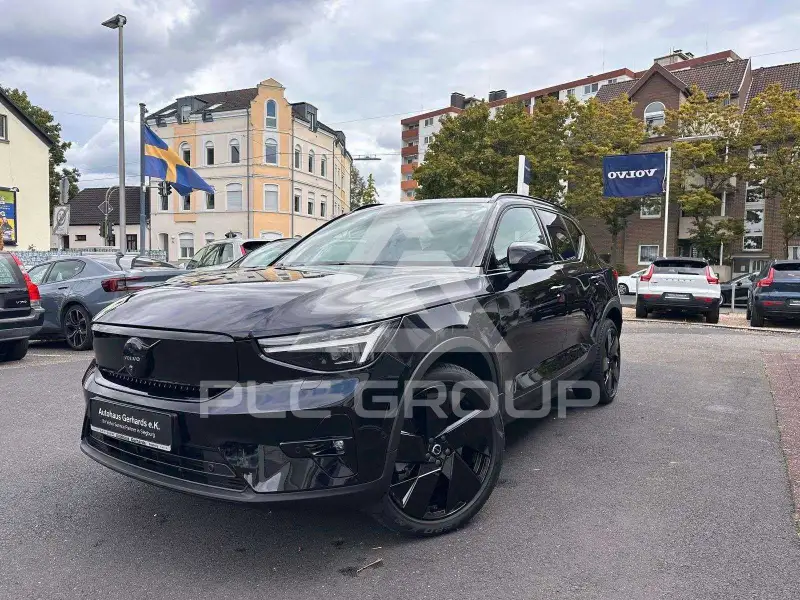 2025 Volvo EX 40
