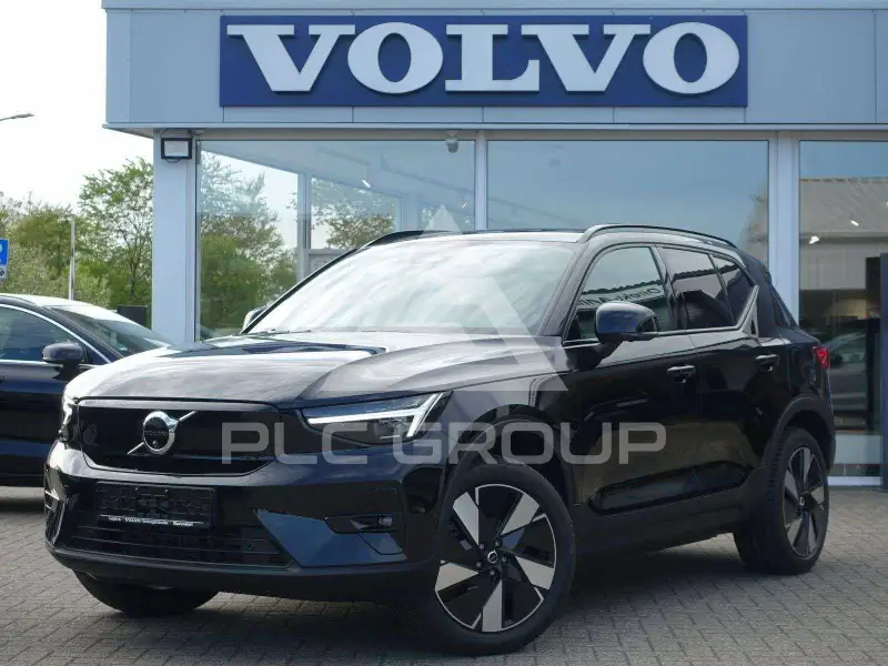 2025 Volvo EX 40