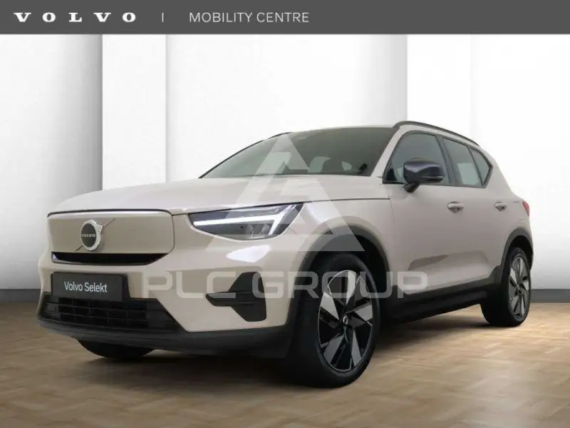 2025 Volvo EX 40