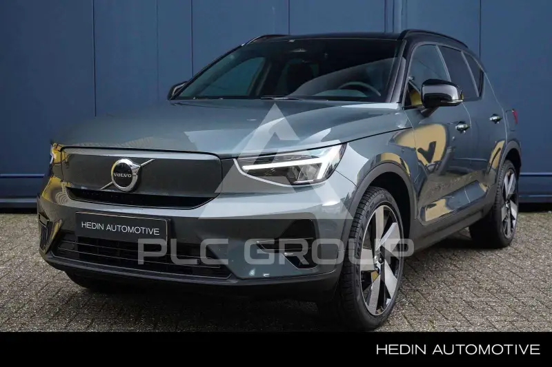 2025 Volvo EX 40