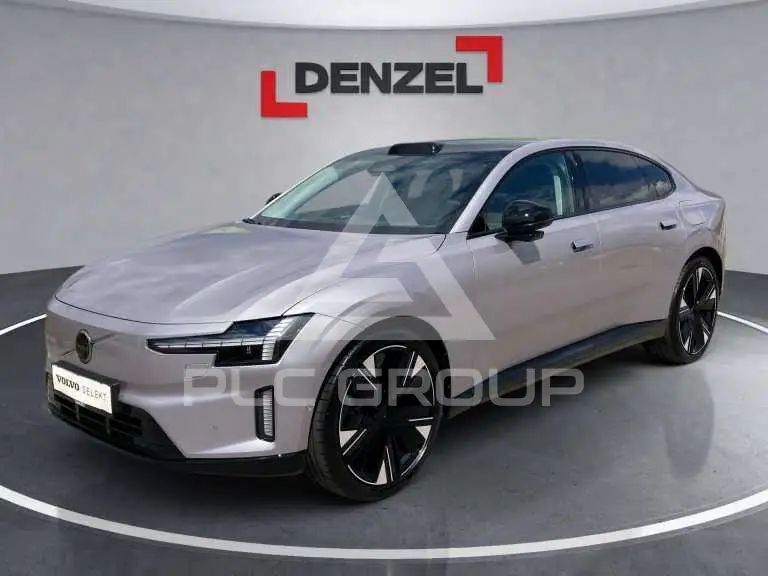 2025 Volvo S90
