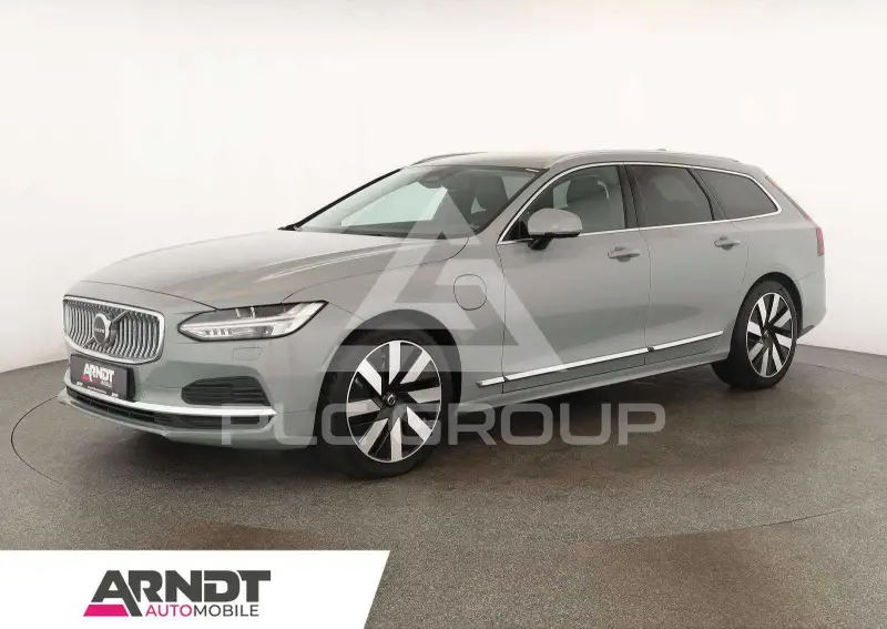 2025 Volvo V90
