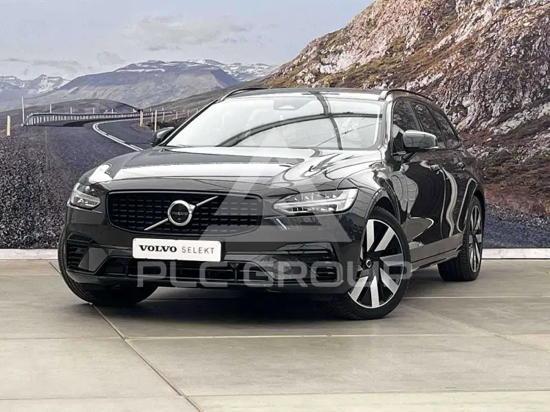 2025 Volvo V90