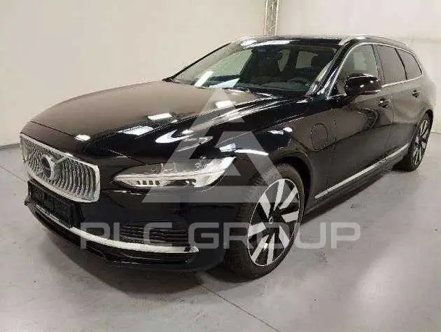 2025 Volvo V90