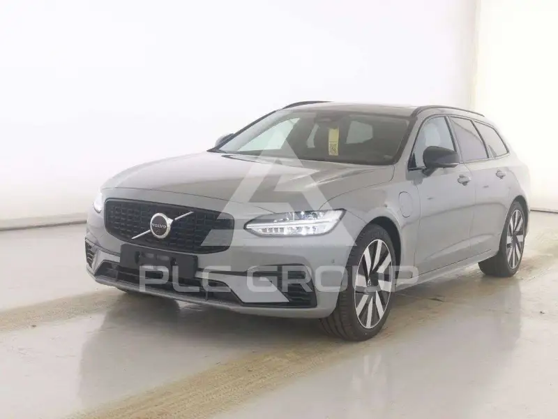 2025 Volvo V90