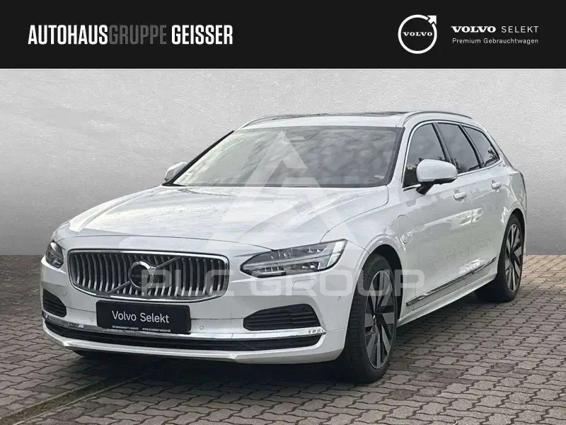 2025 Volvo V90