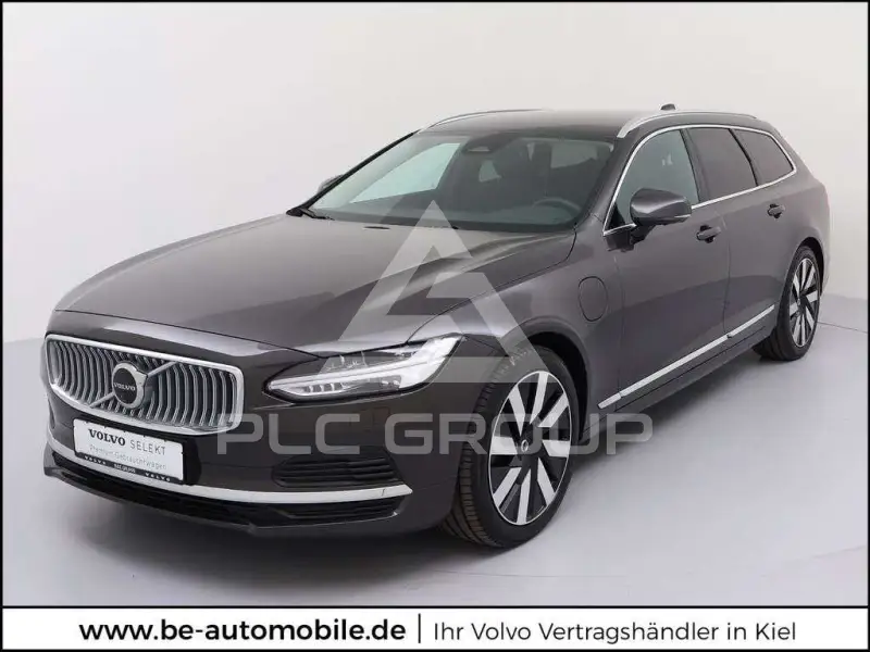2025 Volvo V90