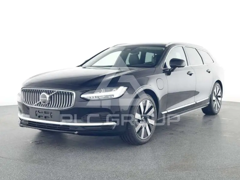2025 Volvo V90