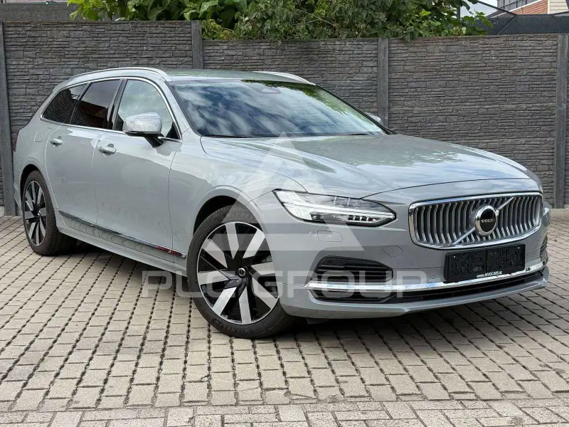 2025 Volvo V90