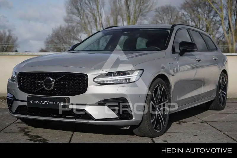 2025 Volvo V90