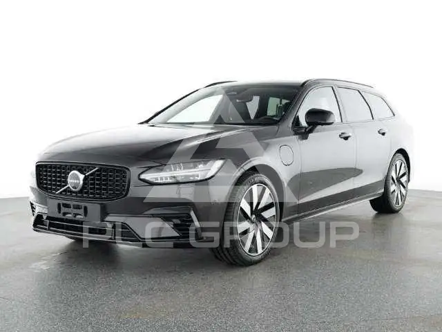 2025 Volvo V90