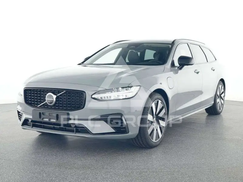 2025 Volvo V90