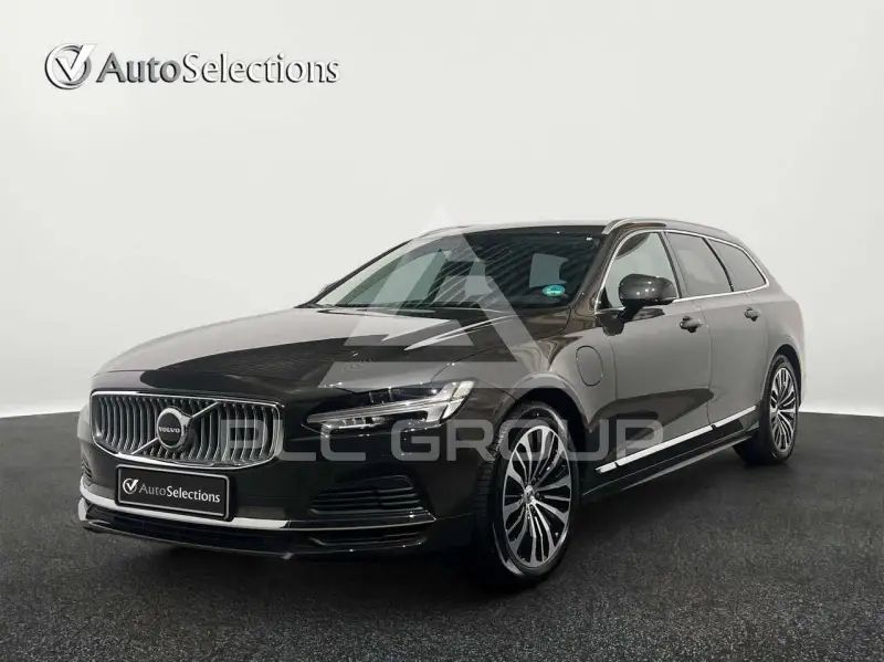 2025 Volvo V90