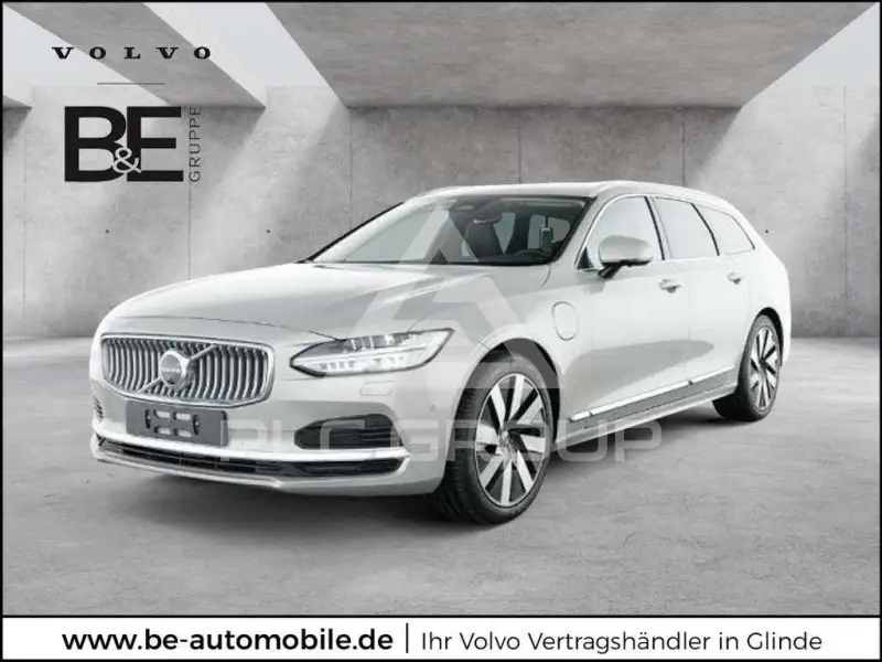 2025 Volvo V90