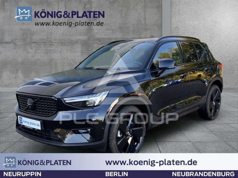 2025 Volvo XC40