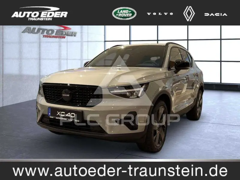 2025 Volvo XC40