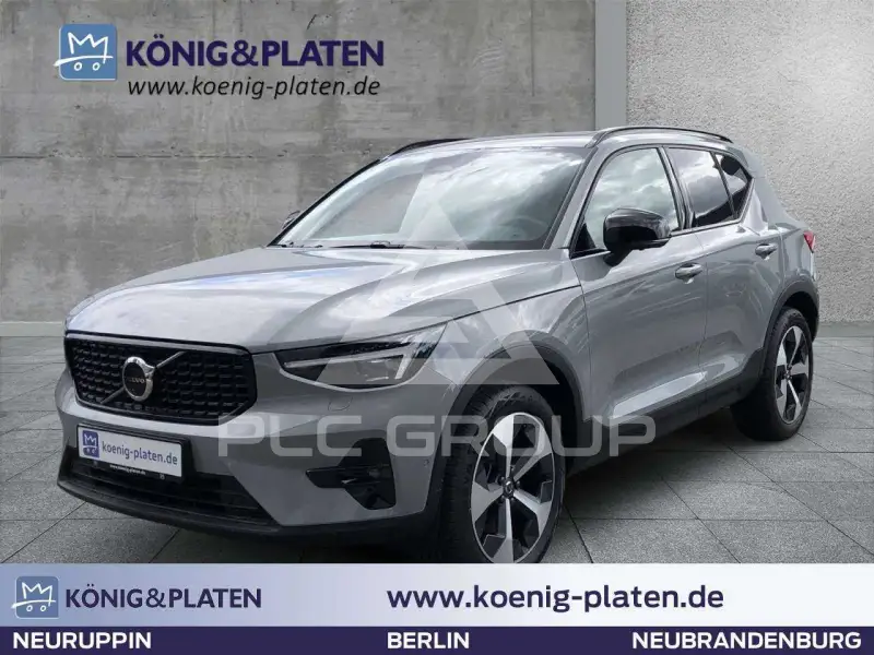 2025 Volvo XC40