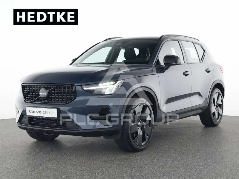 2025 Volvo XC40