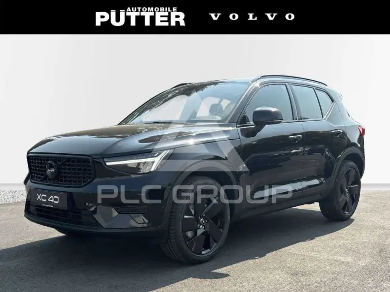 2025 Volvo XC40