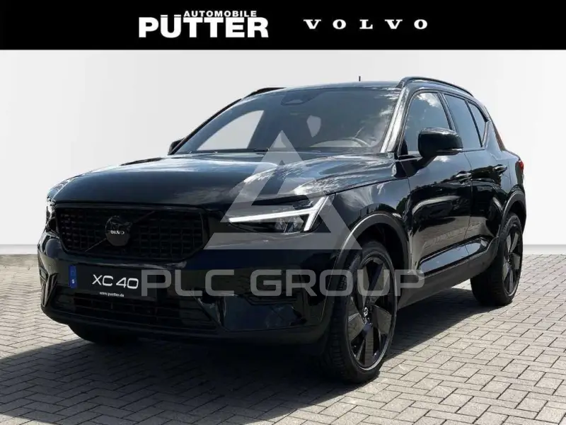 2025 Volvo XC40