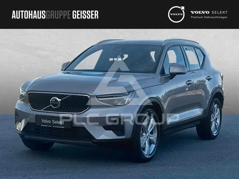2025 Volvo XC40