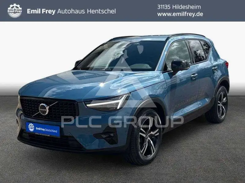 2025 Volvo XC40