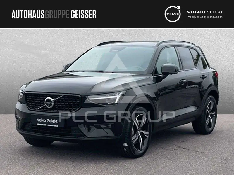 2025 Volvo XC40