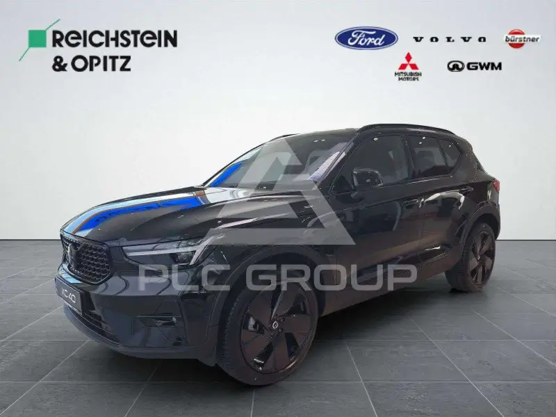 2025 Volvo XC40