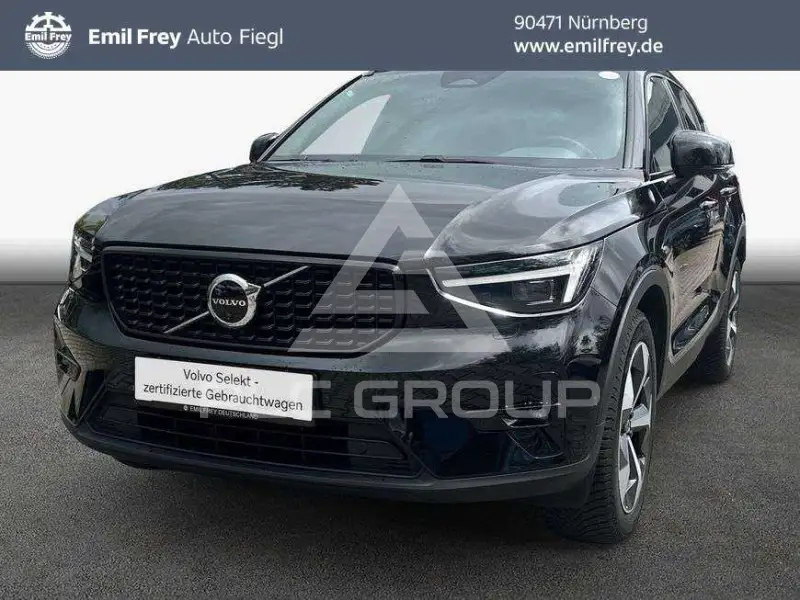 2025 Volvo XC40
