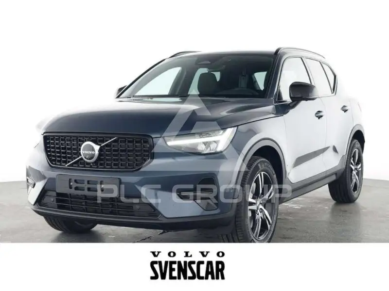 2025 Volvo XC40