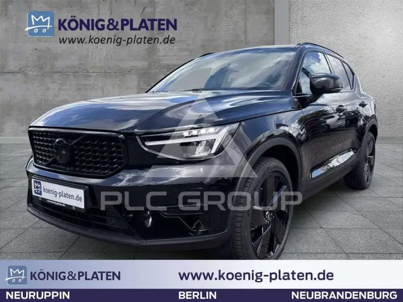 2025 Volvo XC40