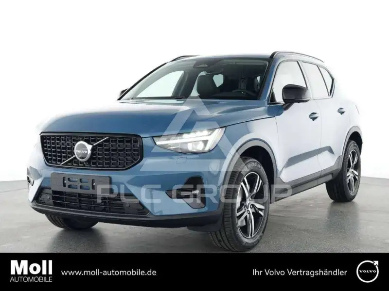 2025 Volvo XC40