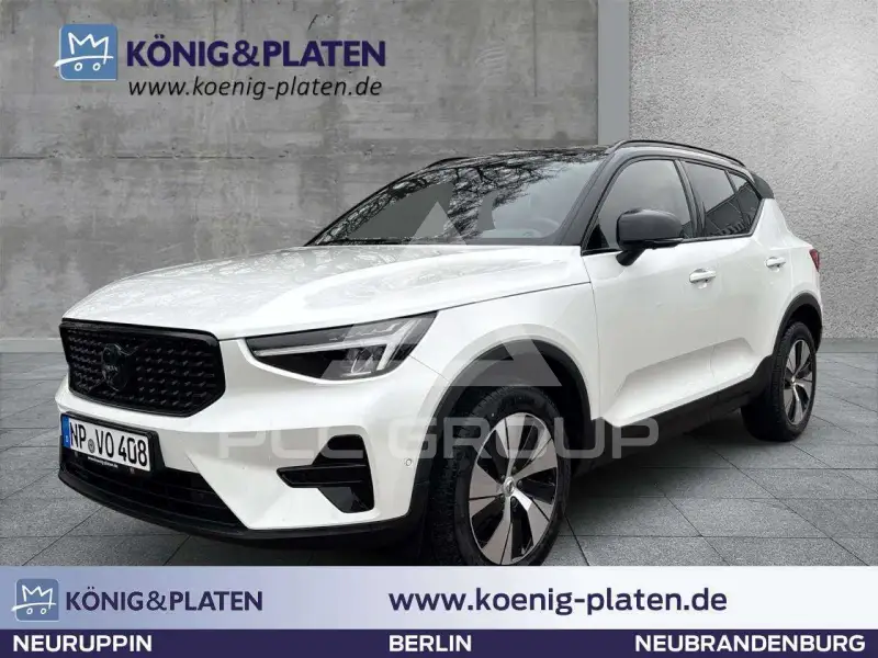 2025 Volvo XC40