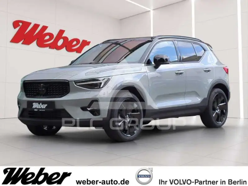 2025 Volvo XC40