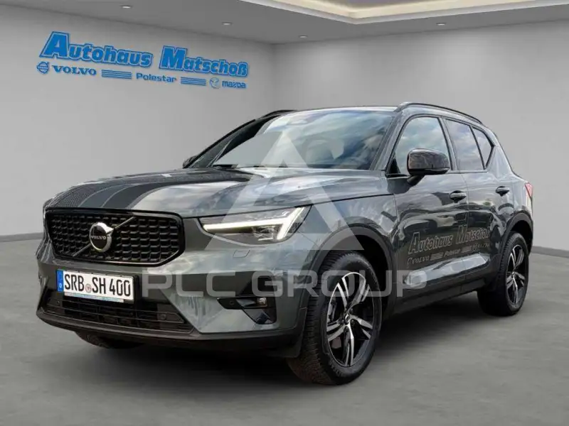 2025 Volvo XC40