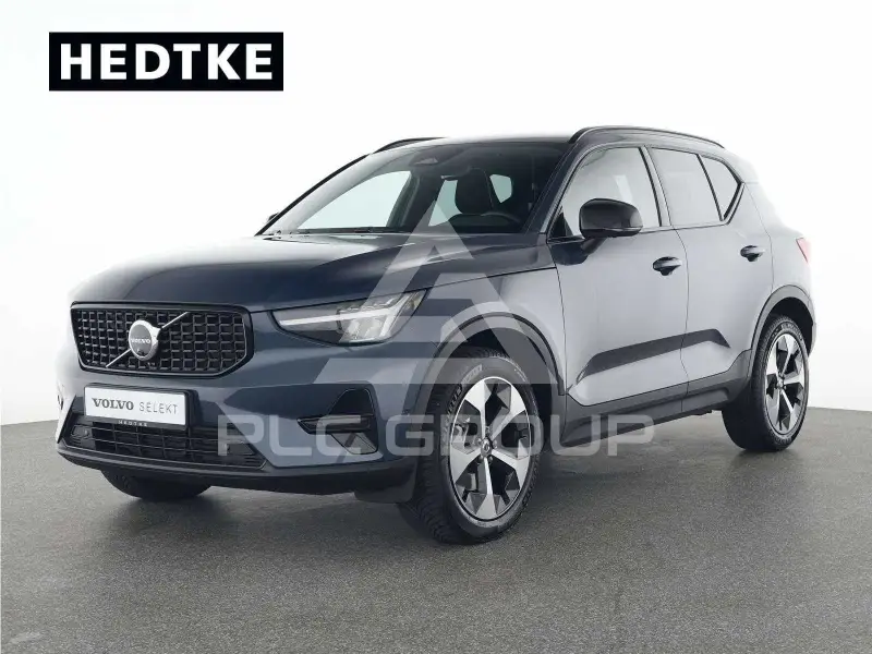 2025 Volvo XC40