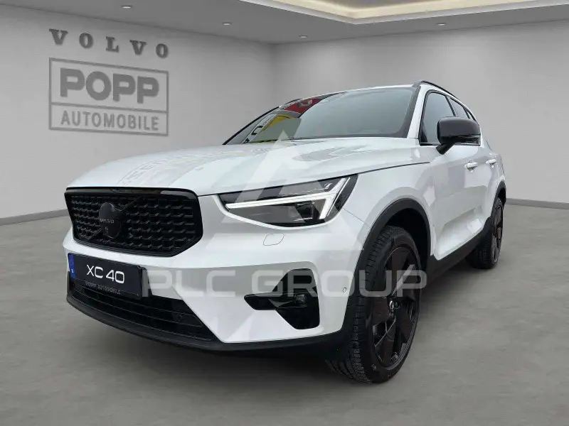2025 Volvo XC40