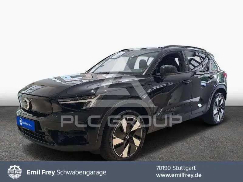2025 Volvo XC40