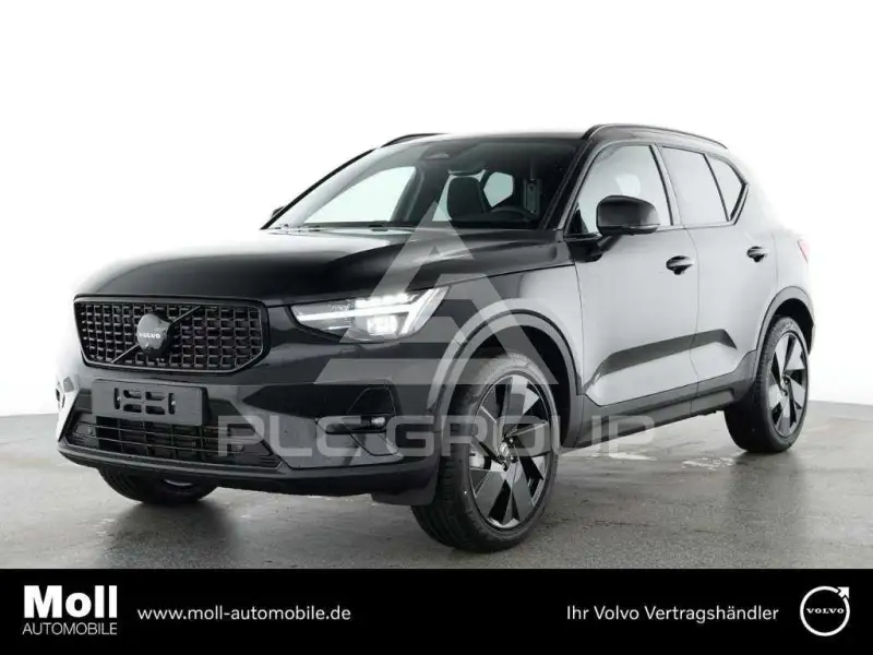 2025 Volvo XC40