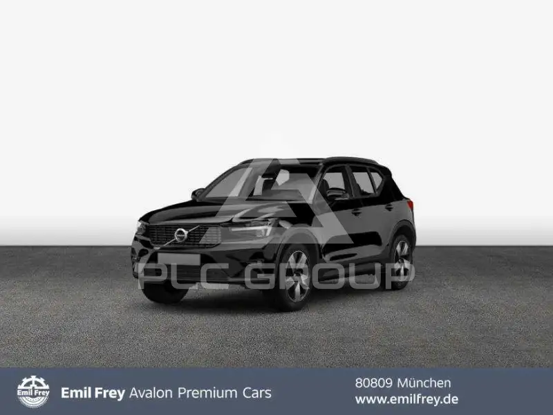 2025 Volvo XC40