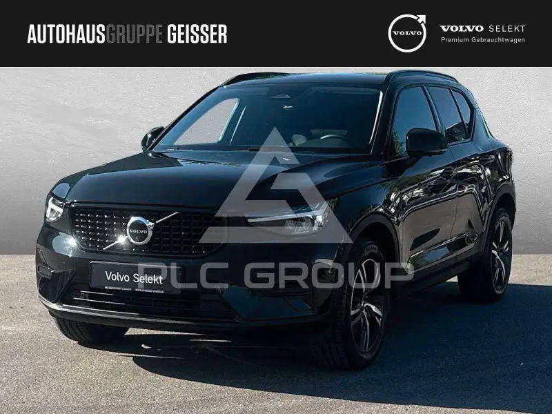 2025 Volvo XC40