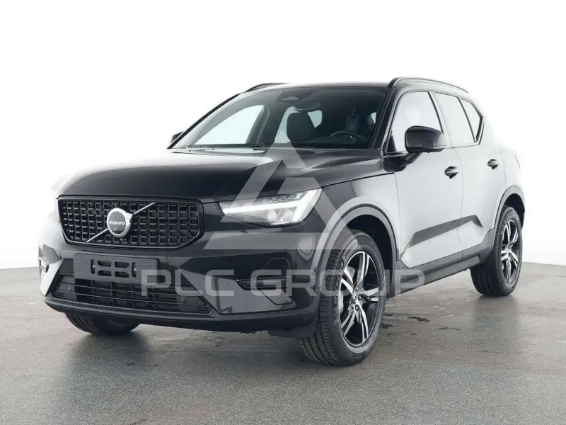 2025 Volvo XC40
