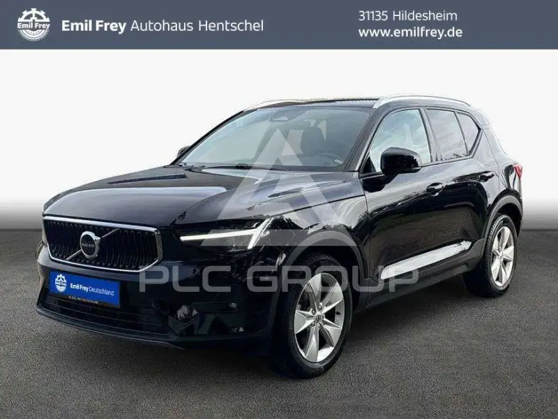 2025 Volvo XC40