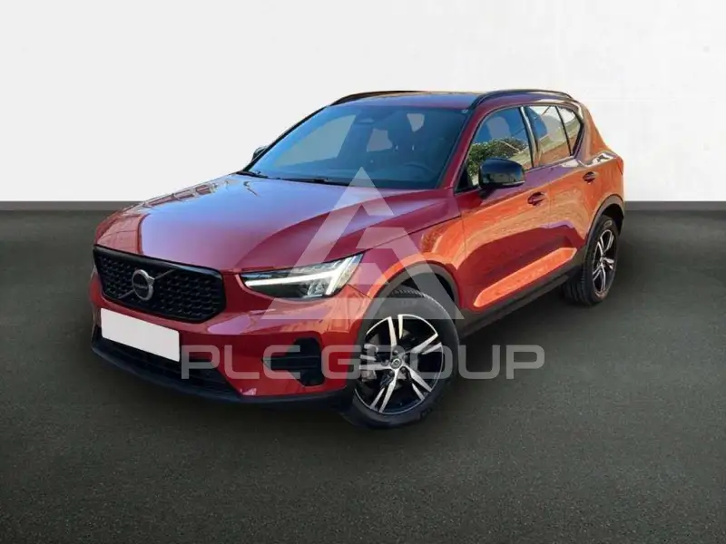 2025 Volvo XC40