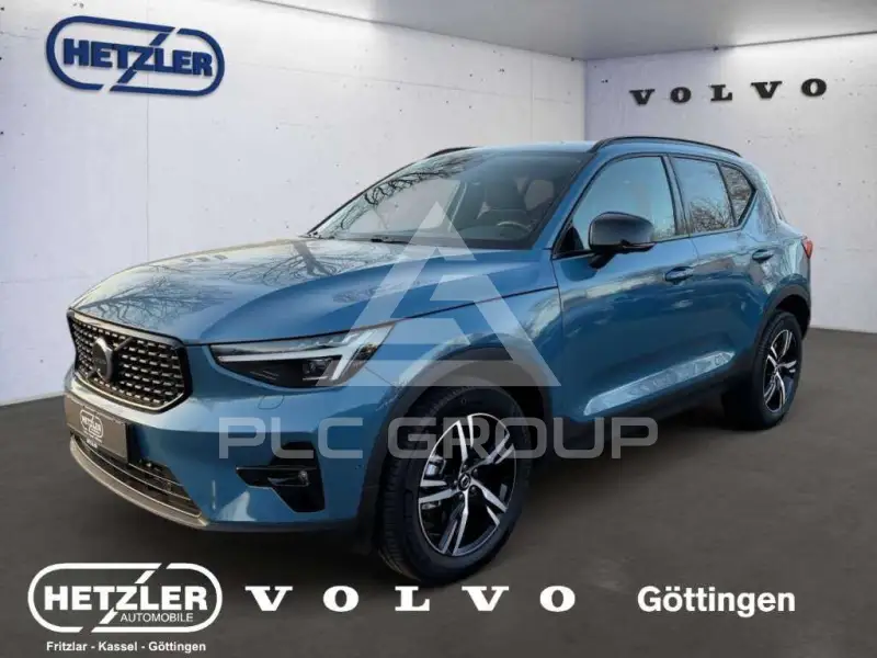 2025 Volvo XC40