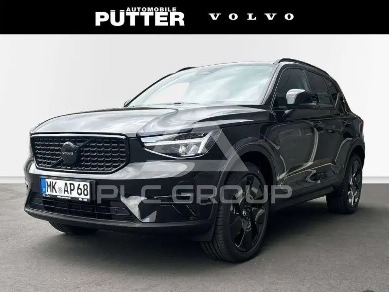 2025 Volvo XC40