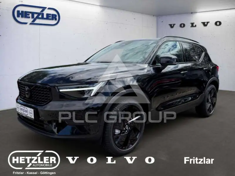 2025 Volvo XC40