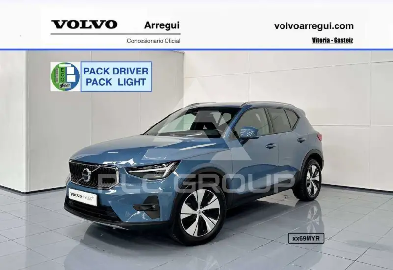 2025 Volvo XC40