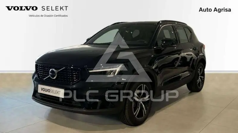 2025 Volvo XC40